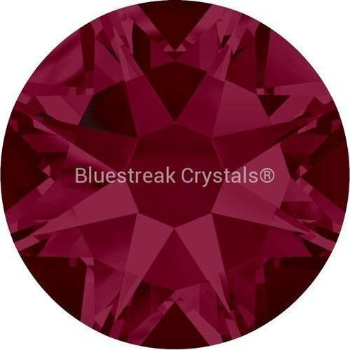 STAR BRIGHT Rhinestones 2088 SS30 Blue Zircon Shimmer